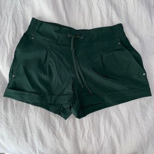 Mondetta outdoor project green shorts size small